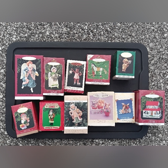 Lot Of 11 Hallmark Keepsake Ornaments - Picture 1 of 7